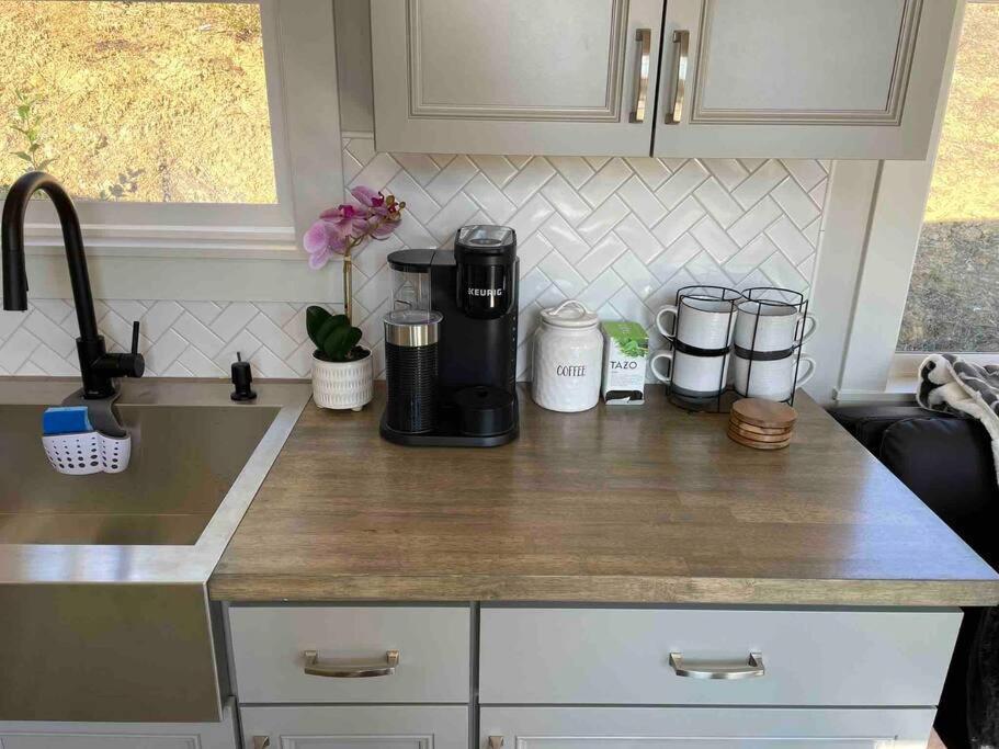 Ferienwohnung Casavagos Tiny House McKinleyville Exterior foto